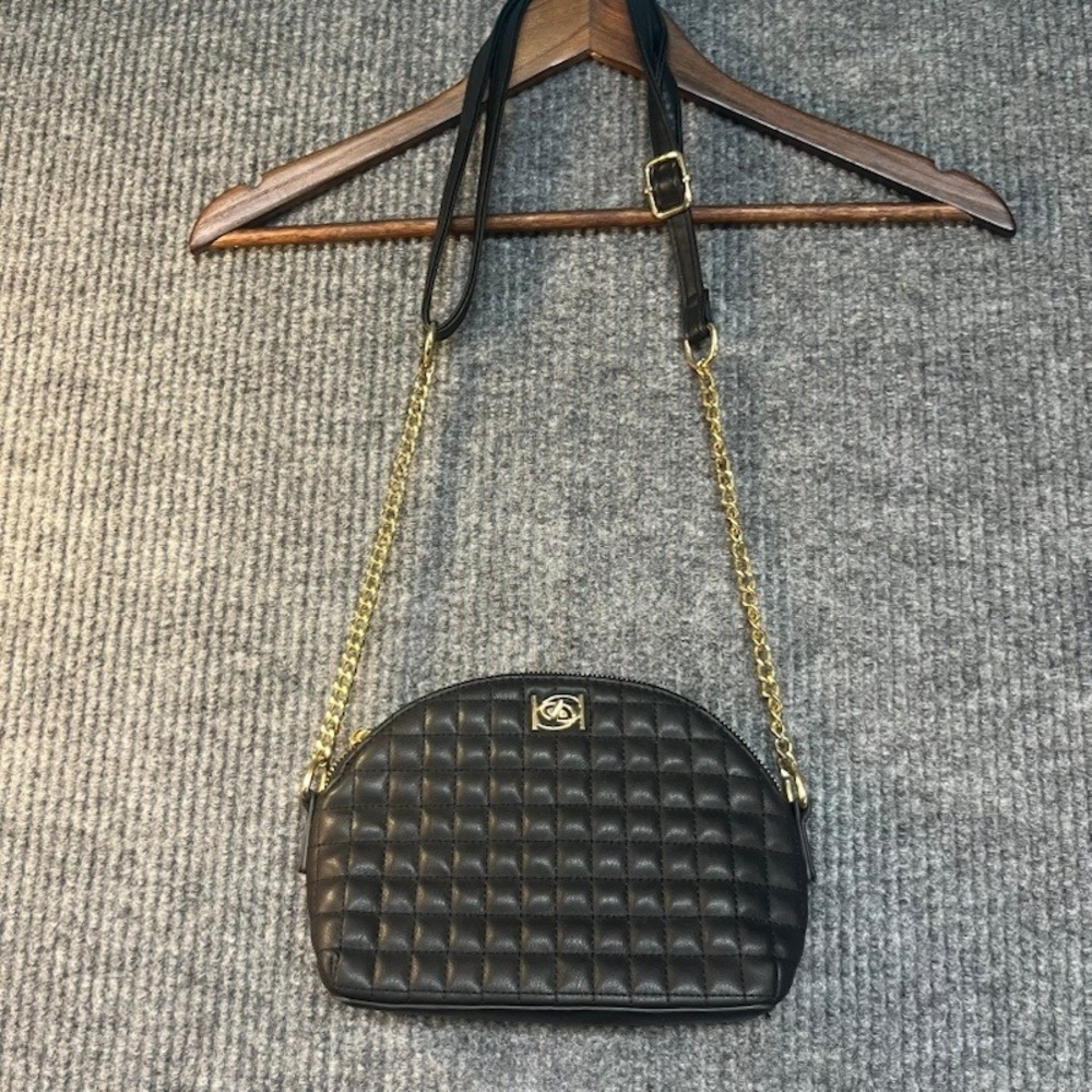 Bebe Black Quilted Faux Leather Dome Crossbody Bag Gold Chain Strap Logo Accent